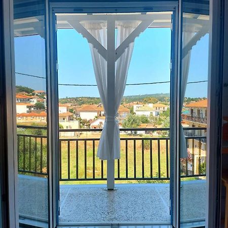 Blue Window Apartment Finikounta Exterior photo